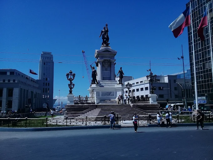 Plaza Sotomayor Valparaíso